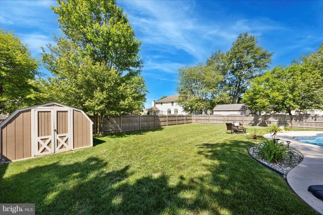 21 GLAMIS RD, Blackwood, NJ 08012