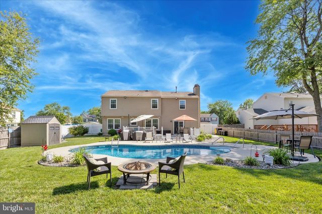 21 GLAMIS RD, Blackwood, NJ 08012