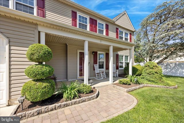 21 GLAMIS RD, Blackwood, NJ 08012