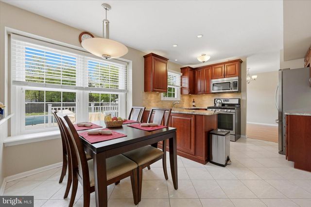 21 GLAMIS RD, Blackwood, NJ 08012