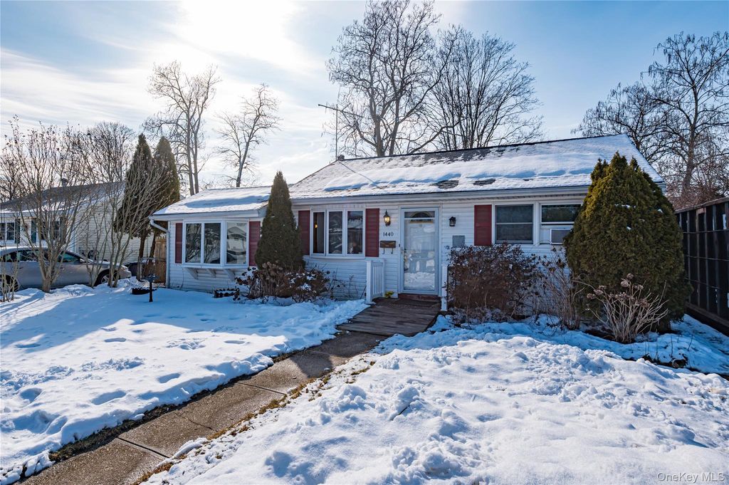 1440 Lombardy Boulevard, Bay Shore, NY 11706