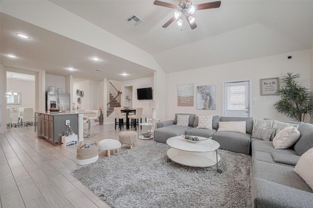 5218 Windy Plantation Drive, Fulshear, TX 77423