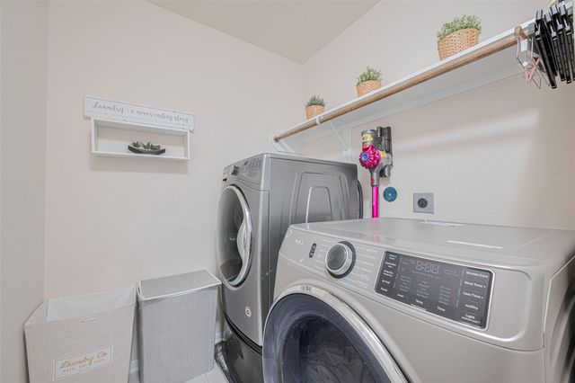 5218 Windy Plantation Drive, Fulshear, TX 77423