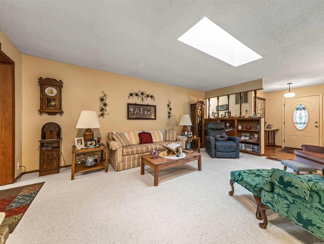 20 Malaga Way, Hot Springs Village, AR 71909