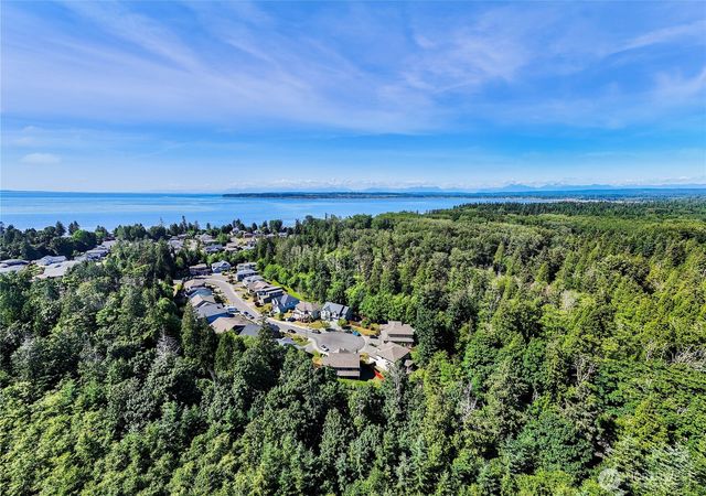 5301 Ocean Cove Lane, Blaine, WA 98230