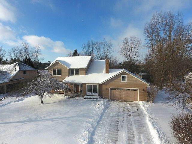 740 Highland Drive, Saint Clair, MI 48079