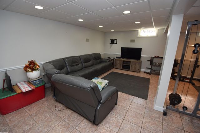 740 Highland Drive, Saint Clair, MI 48079