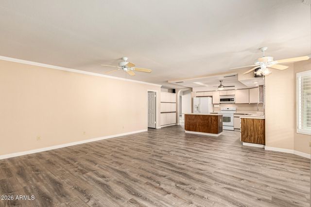 2722 E LAWNDALE Street, Mesa, AZ 85213