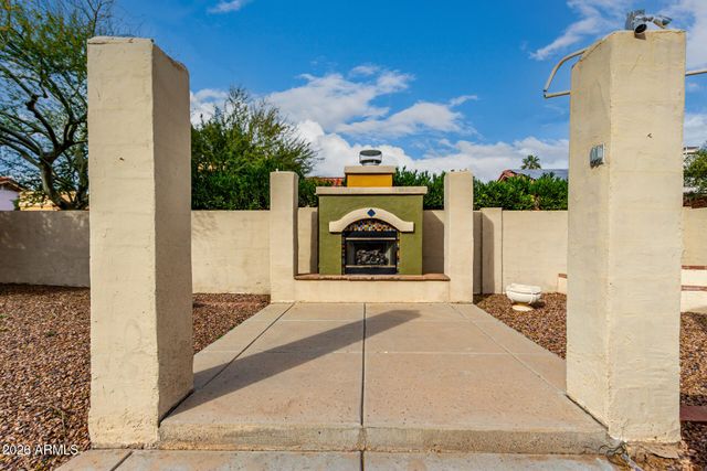 2722 E LAWNDALE Street, Mesa, AZ 85213