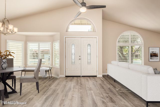 2722 E LAWNDALE Street, Mesa, AZ 85213