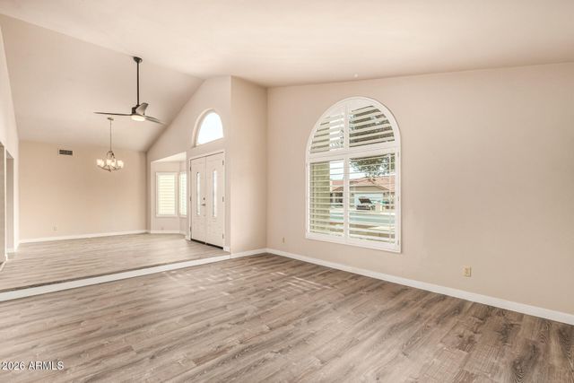 2722 E LAWNDALE Street, Mesa, AZ 85213