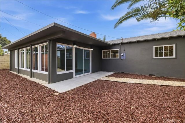 1261 E Balsam, Anaheim, CA 92805