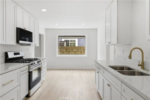 1261 E Balsam, Anaheim, CA 92805