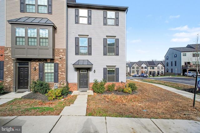 1101 RAMPART DR, Fredericksburg, VA 22401