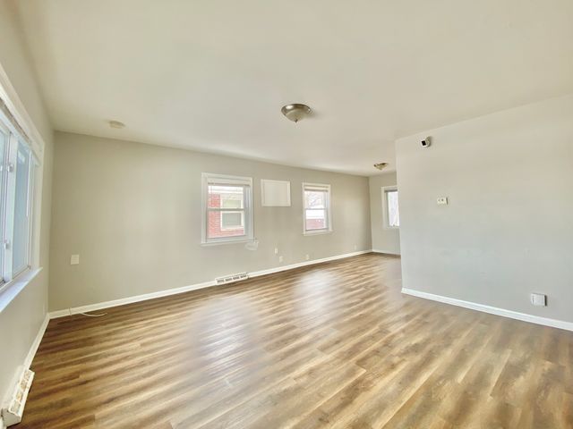 351 Clyde Avenue, Calumet City, IL 60409