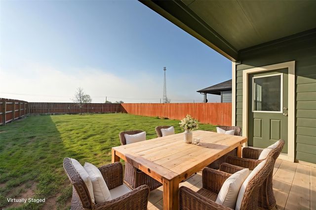 229 Frogmore LOOP, Kyle, TX 78640