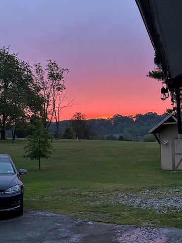 1576 E Laurel Circle, Mt Pleasant Twp, PA 15666