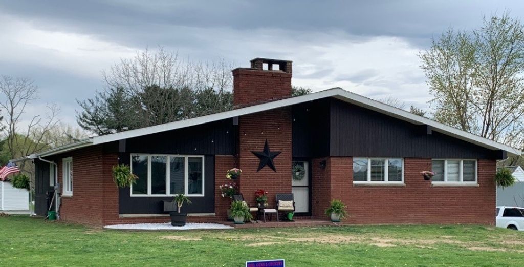 1576 E Laurel Circle, Mt Pleasant Twp, PA 15666