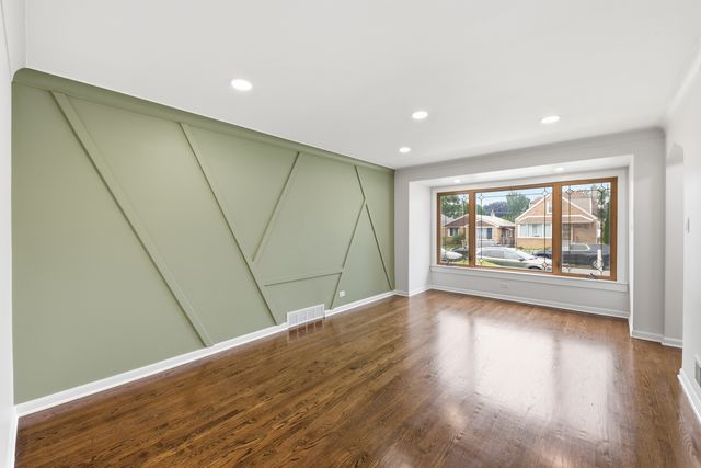 3531 W 73rd Place, Chicago, IL 60629