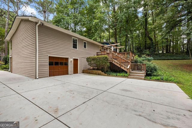 3465 Broxton Mill Way, Snellville, GA 30039
