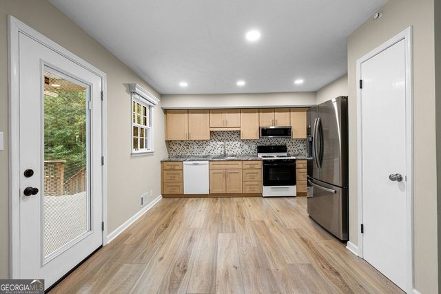 3465 Broxton Mill Way, Snellville, GA 30039