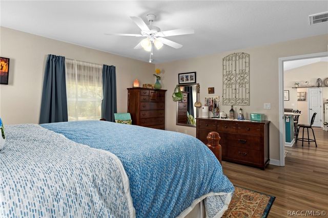 9973 N Chelic Drive, Citrus Springs, FL 34434