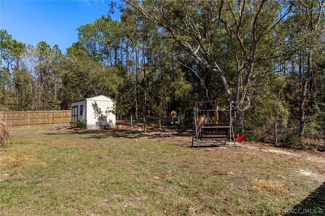 9973 N Chelic Drive, Citrus Springs, FL 34434