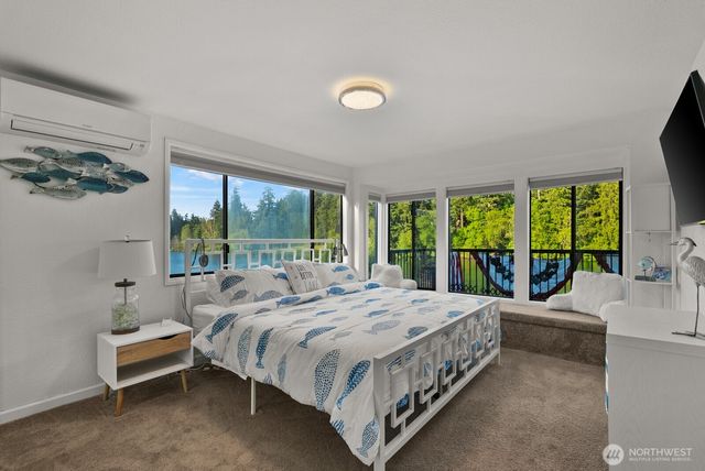 1024 Mountain View Boulevard S, Spanaway, WA 98387