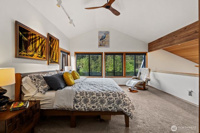 1024 Mountain View Boulevard S, Spanaway, WA 98387
