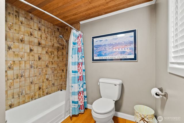 1024 Mountain View Boulevard S, Spanaway, WA 98387