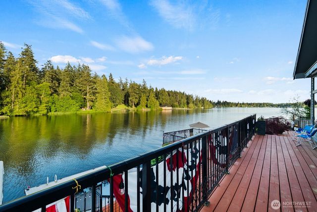 1024 Mountain View Boulevard S, Spanaway, WA 98387