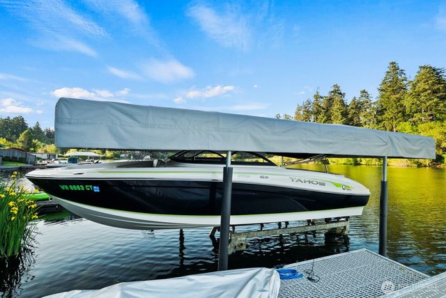 1024 Mountain View Boulevard S, Spanaway, WA 98387