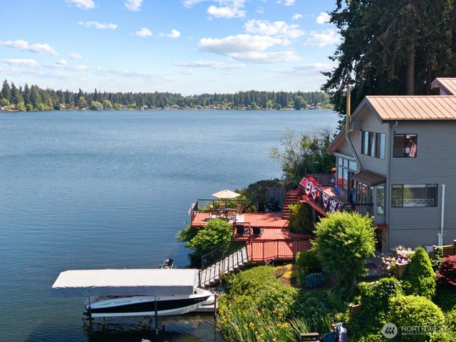 1024 Mountain View Boulevard S, Spanaway, WA 98387