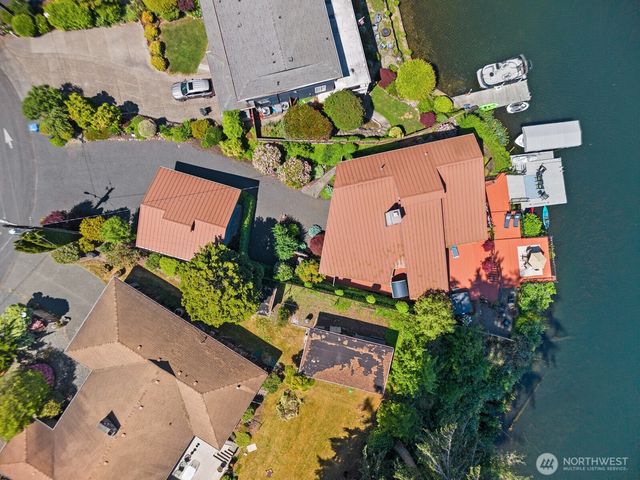 1024 Mountain View Boulevard S, Spanaway, WA 98387