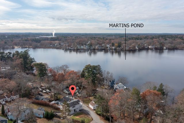 10 Hillside Rd, North Reading, MA 01864