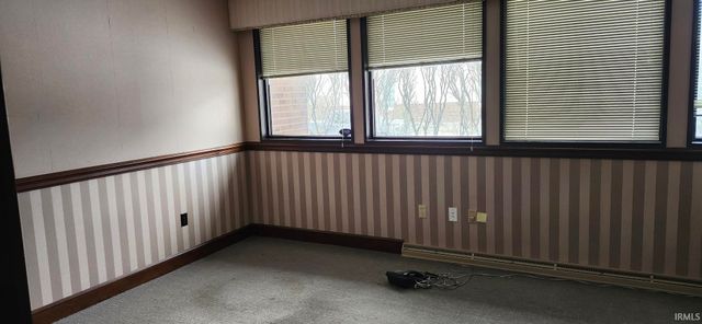 105 N Nappanee Street, Elkhart, IN 46514