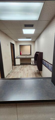 105 N Nappanee Street, Elkhart, IN 46514