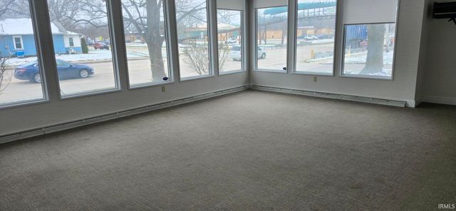 105 N Nappanee Street, Elkhart, IN 46514