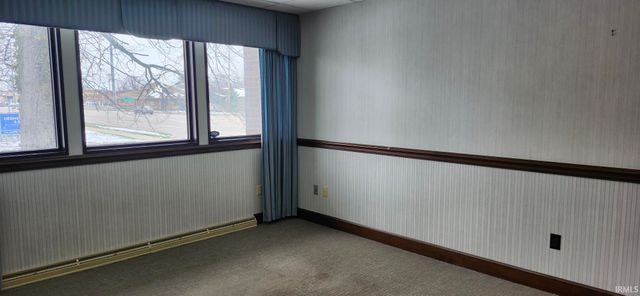 105 N Nappanee Street, Elkhart, IN 46514