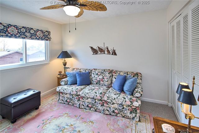 201 Powderhorn Road, Charleston, WV 25314