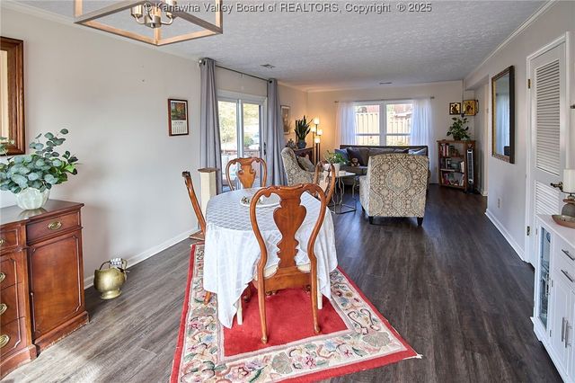 201 Powderhorn Road, Charleston, WV 25314