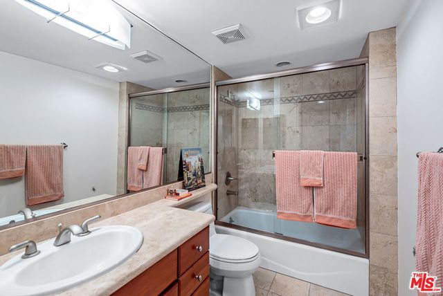 1246 Armacost Avenue 305, Los Angeles, CA 90025