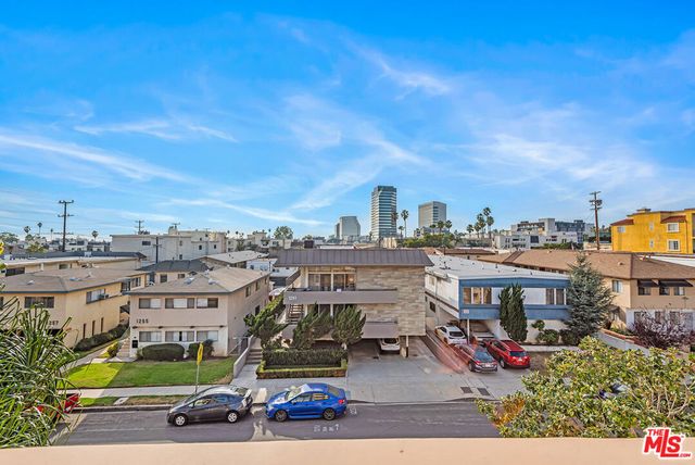 1246 Armacost Avenue 305, Los Angeles, CA 90025