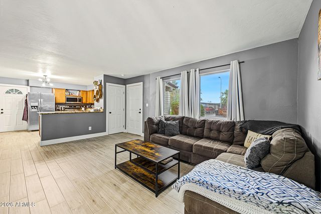 7702 E FAY Avenue, Mesa, AZ 85208