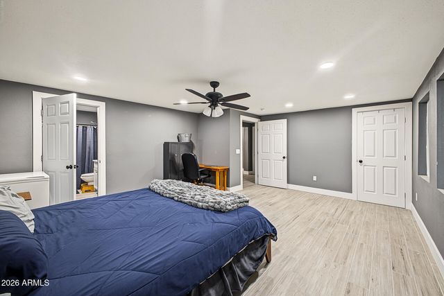 7702 E FAY Avenue, Mesa, AZ 85208