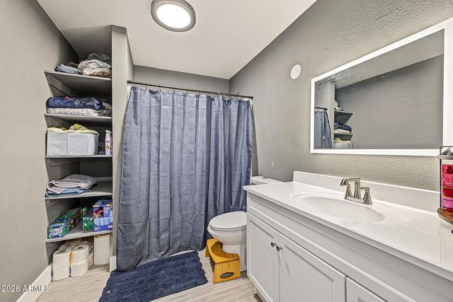 7702 E FAY Avenue, Mesa, AZ 85208