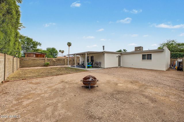 7702 E FAY Avenue, Mesa, AZ 85208