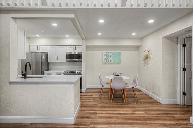 3266 HAVILAND COURT 303, Palm Harbor, FL 34684