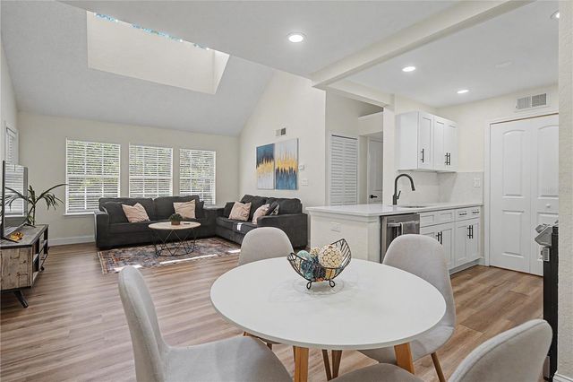 3266 HAVILAND COURT 303, Palm Harbor, FL 34684