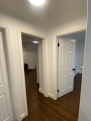 5545 Bedford, Detroit, MI 48224